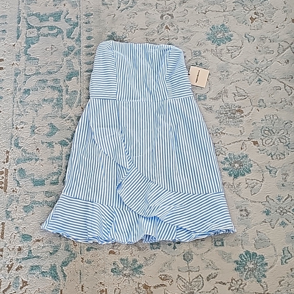 Blue pinstripe strapless dress